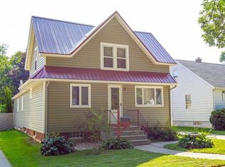 2515 N 11th St, Sheboygan, WI 53083