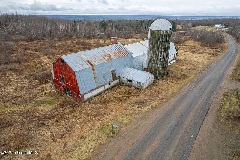 3rd image of 11386 Westdale Road