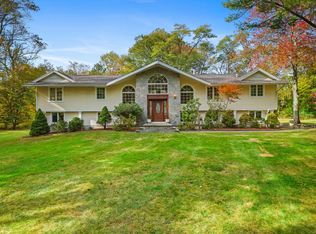 2190 Sturges Hwy, Westport, CT 06880