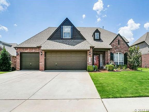 5th image of 8012 S Elder Ave