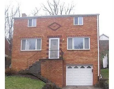 2431 Plainview Ave photo 1
