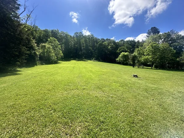 192 Rich Creek Valley Rd, Peterstown, WV 24963