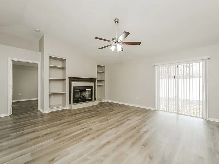 459 Flamingo Ct — Photo 5