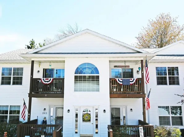 1021 E Lincoln St APT 7, East Tawas, MI 48730