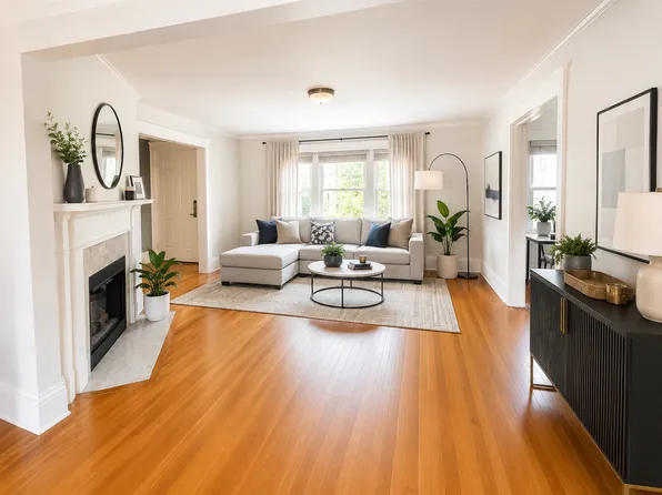 107 Charlesbank Rd #107, Newton, MA 02458