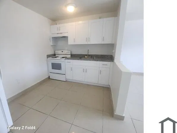 2400 NW 10th Ave, Miami, FL