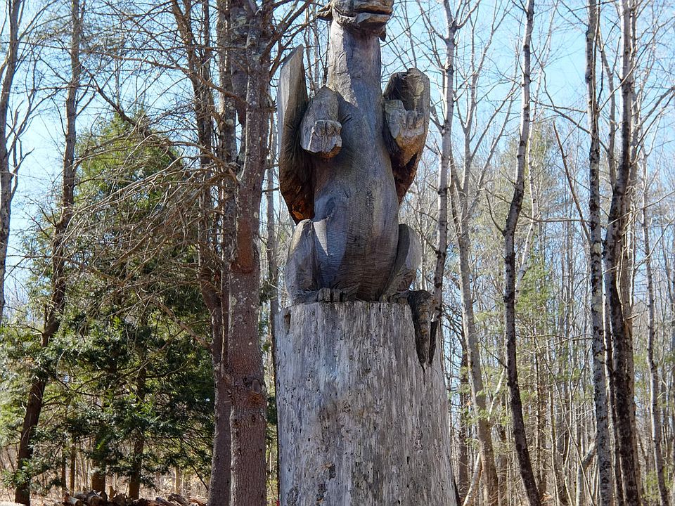 2nd image of 1022 River Rd