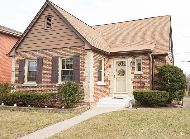 1st image of 5127 N Oconto Ave