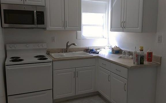 5th image of 331 SW 1st Ave