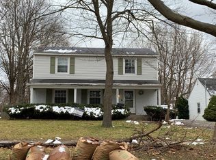 2003 Orville St SE, Grand Rapids, MI