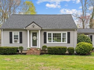 17 Elise Ave, Dracut, MA 01826