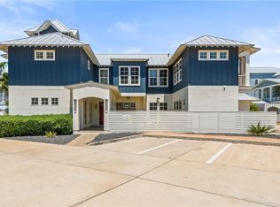 198 Sage Ln, Port Aransas, TX 78373