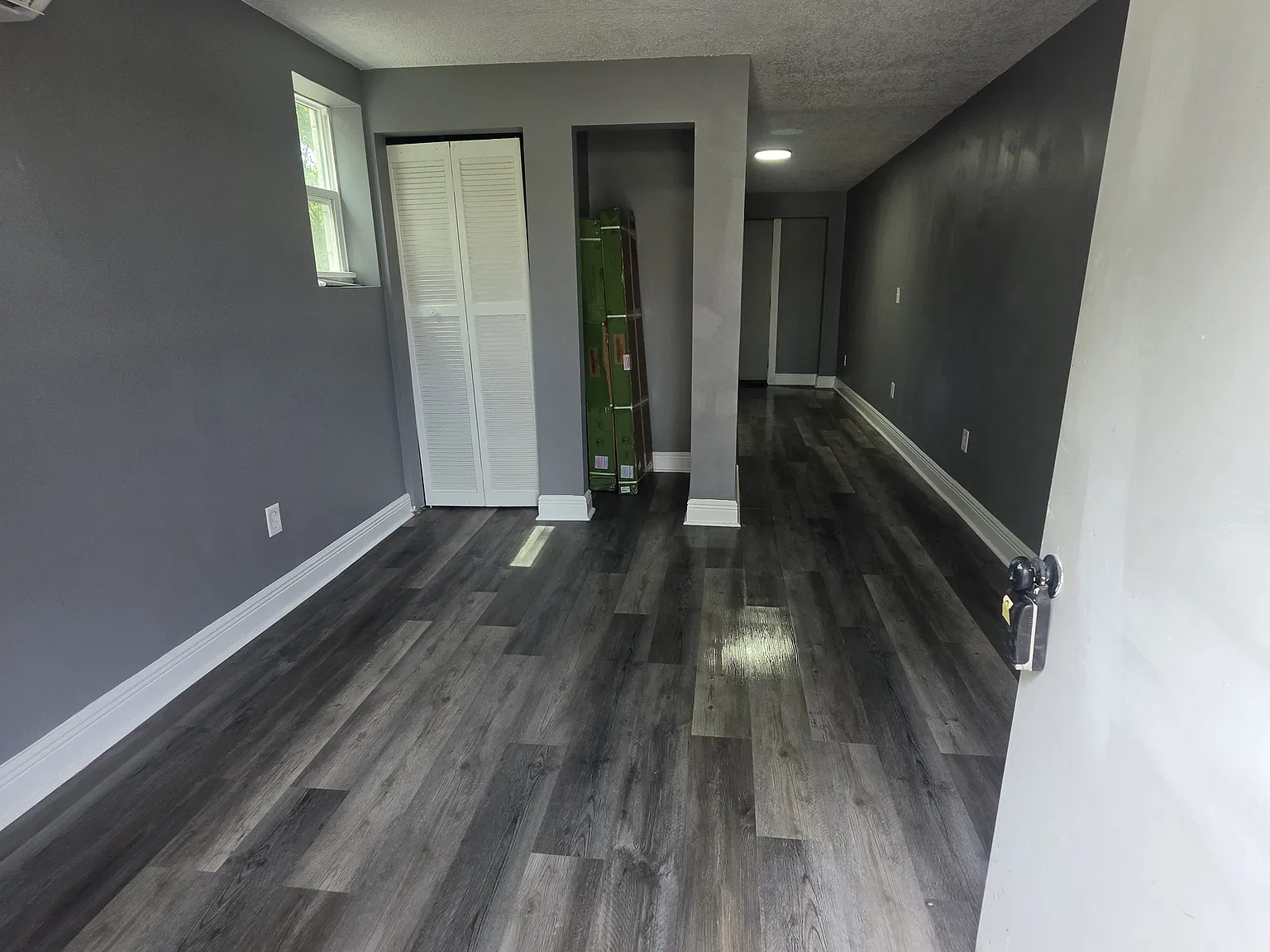 1 bed, 400 sqft, $1,000 — Photo 4