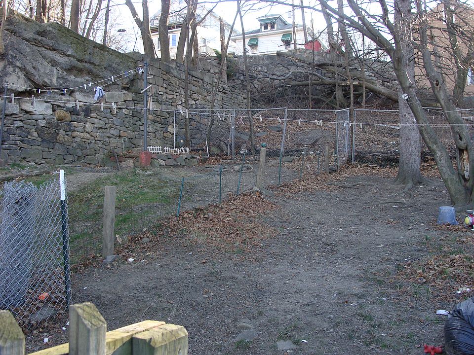 2nd image of 339 East Norwegian St