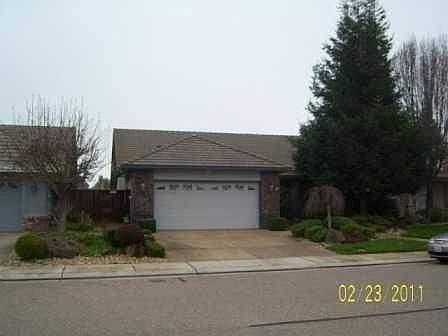 1st image of 630 Black Oak Way