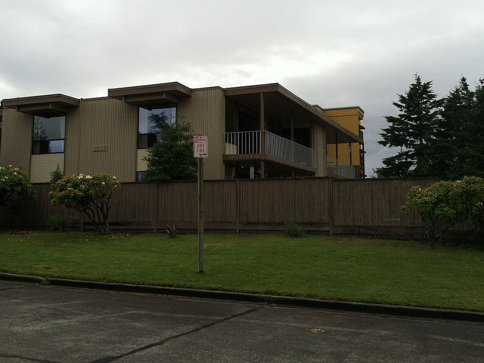 1st image of 3202 S D St