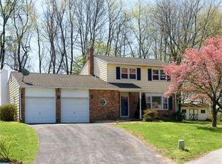 34 Daisey Ln, Malvern, PA 19355