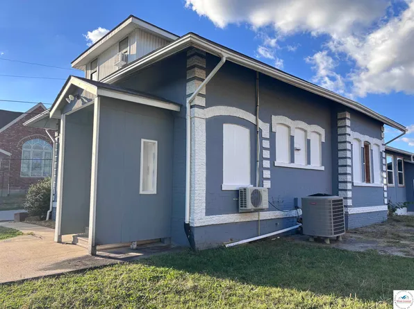 111 W McPherson St, Knob Noster, MO 65336