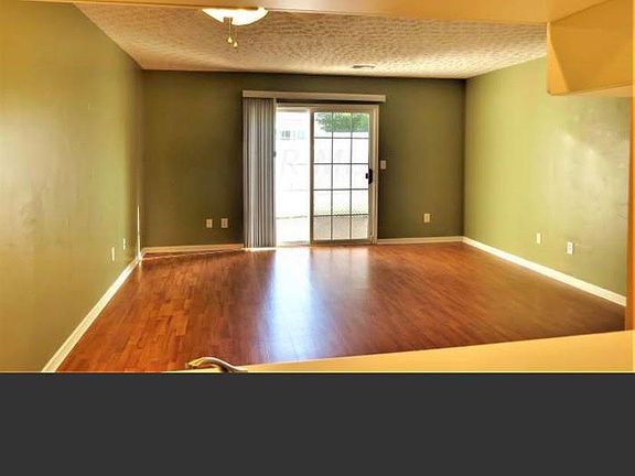 3rd image of 4713 Cadmus Dr #29D