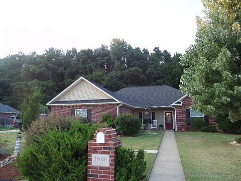 1st image of 3606 Connie Ln