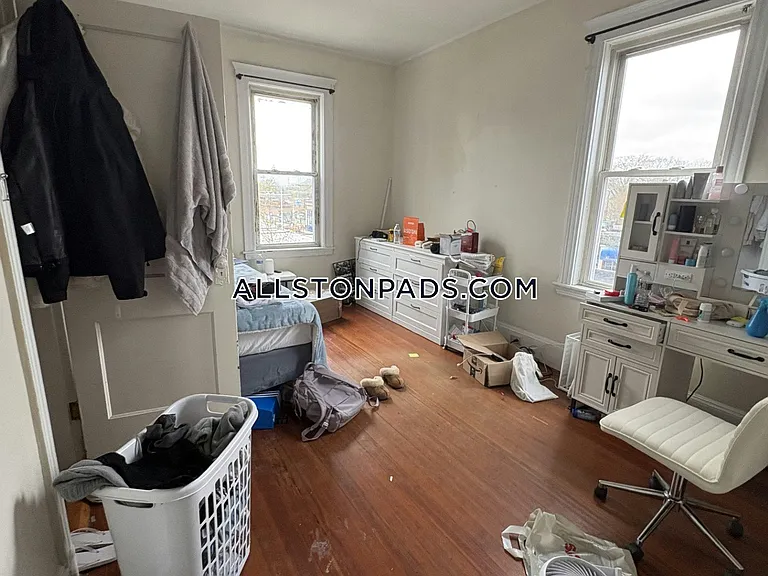 5 Harvard Ter #2 — Photo 32