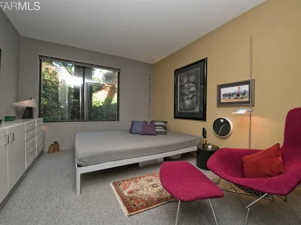 85 Ora Way Unit 207E, San Francisco, CA 94131