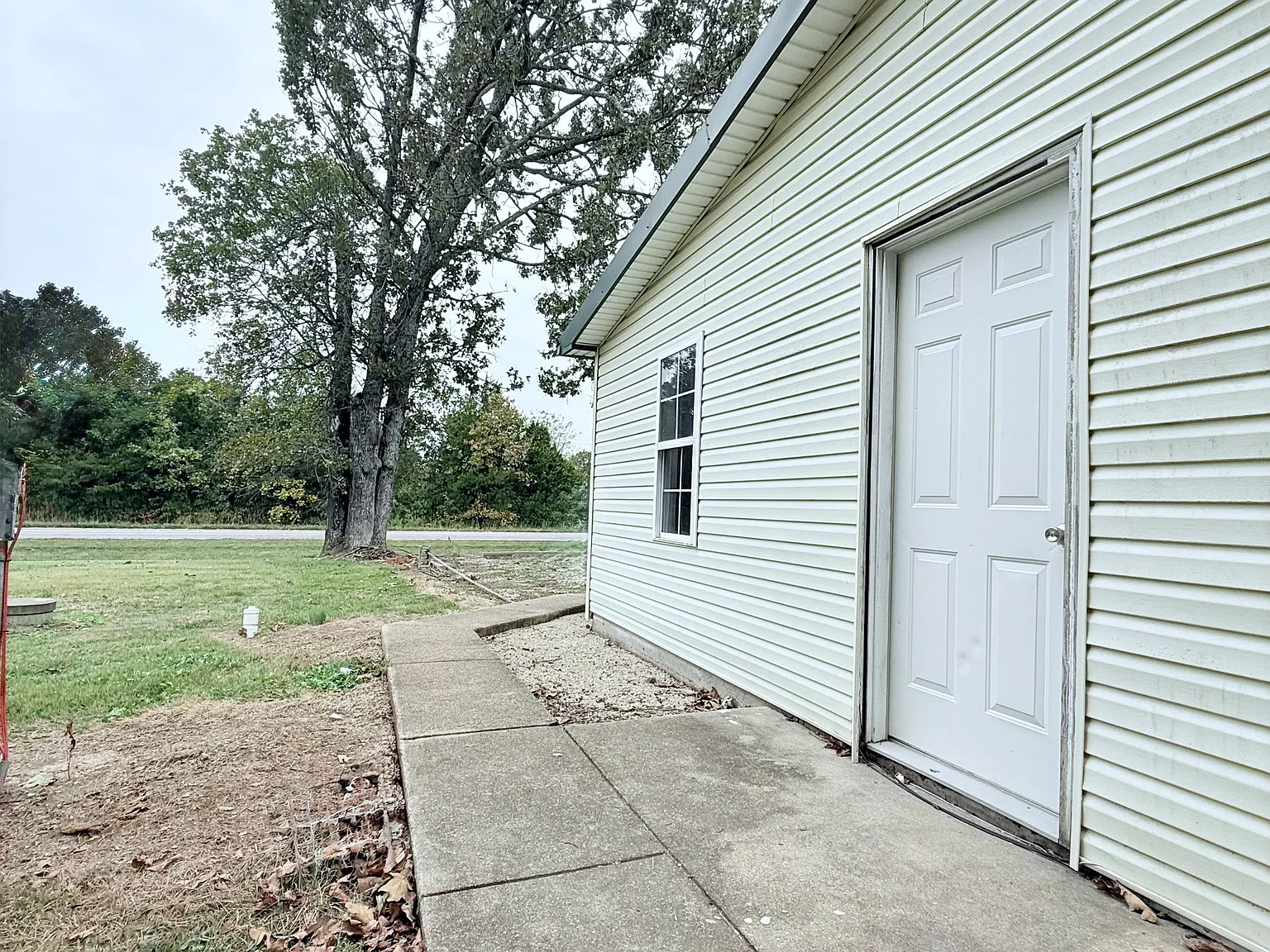 4663 Missouri 19 - 4 — Photo 2
