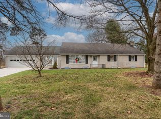 270 Gates Rd, Hershey, PA 17033