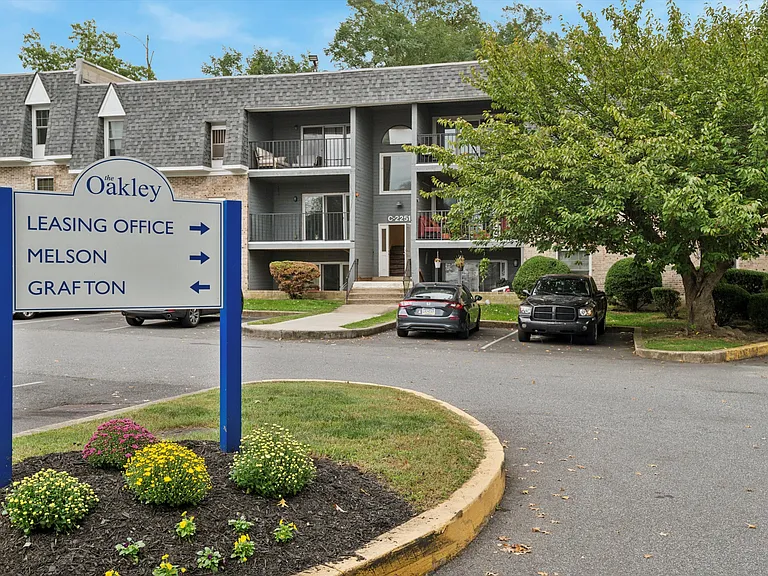 The Oakley — Photo 42