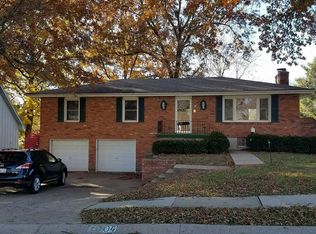 1004 SW Orrington Pl, Lees Summit, MO 64081