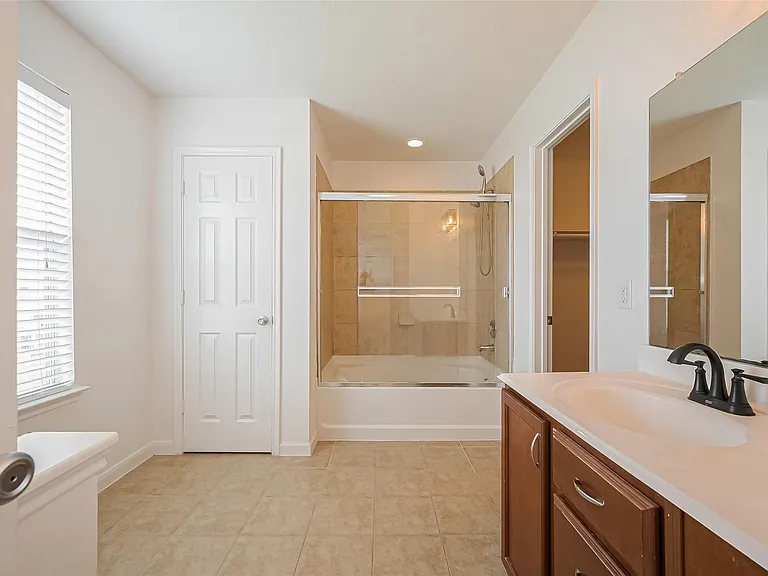 18334 Fair Grange Ln — Photo 12