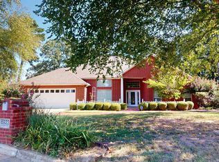 6923 Sugarland Dr, Texarkana, AR 71854