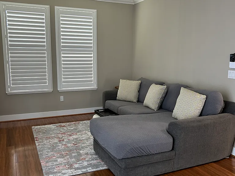 2nd level Living room with L-shaped sofa