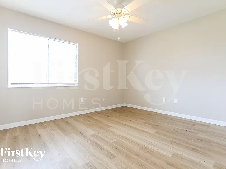 4517 Maraldo Ave — Photo 13