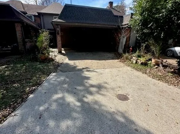 6 Carriage Ln, New Orleans, LA 70114