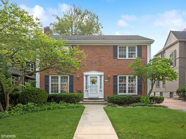 4553 Lawn Ave, Western Springs, IL 60558