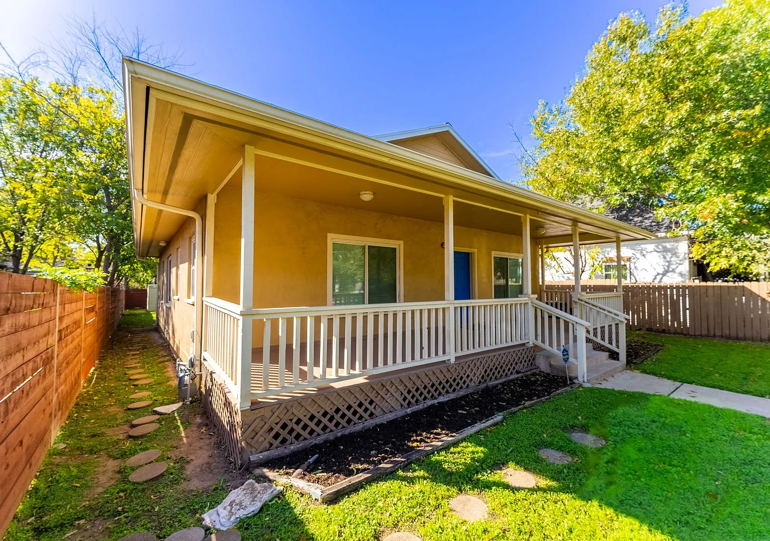 Captivating 3 Bedroom, 2 Bathroom, One-Story Retreat near Downtown ATX — Photo 3