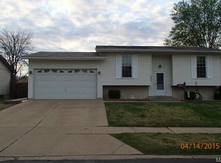 1857 Don Donna Dr, Florissant, MO 63031