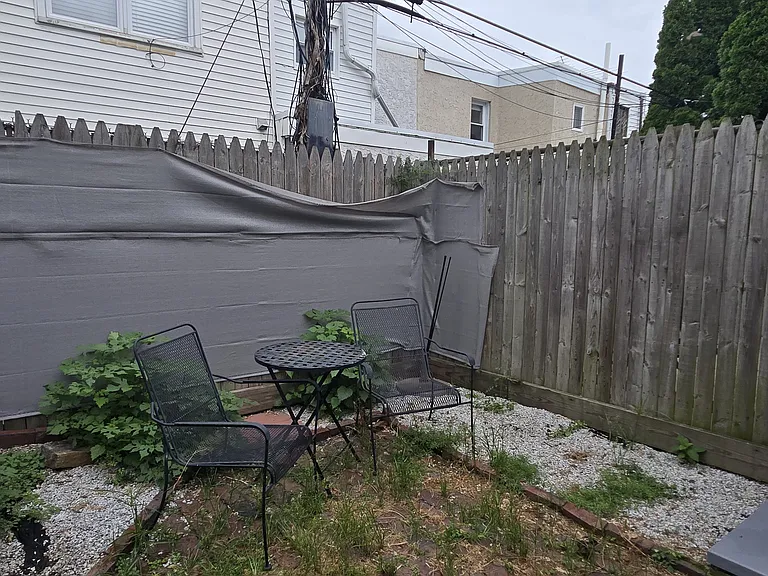 161 Mifflin St — Photo 15