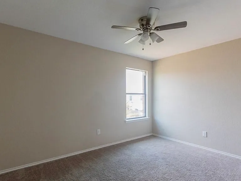 1118 Sundance Fort — Photo 4