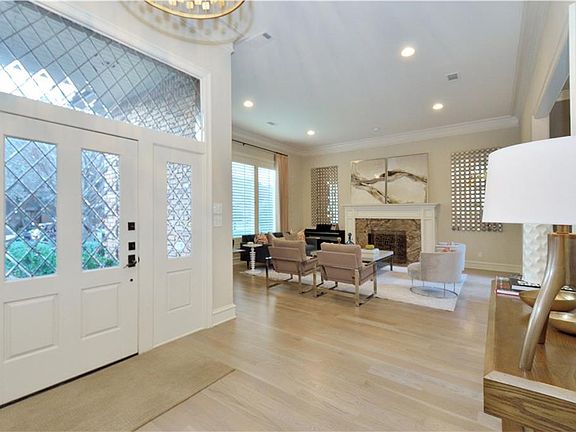3rd image of 2016 Crown Knoll Ln