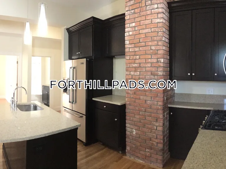 34 Juniper St #1 — Photo 23