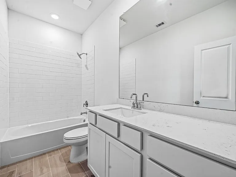 27439 Sunterra Village Dr — Photo 27
