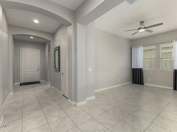3rd image of 41385 W CENTENNIAL Drive