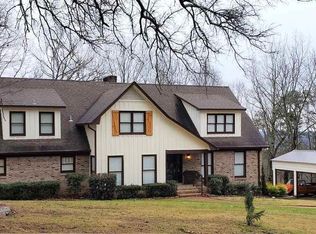 626 Wildwood Rd, Gadsden, AL 35901