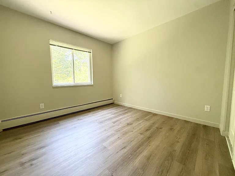 2060 Allen Blvd #9 — Photo 9