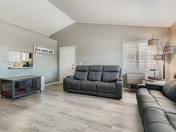 2nd image of 5355 Angler Cir Unit 202