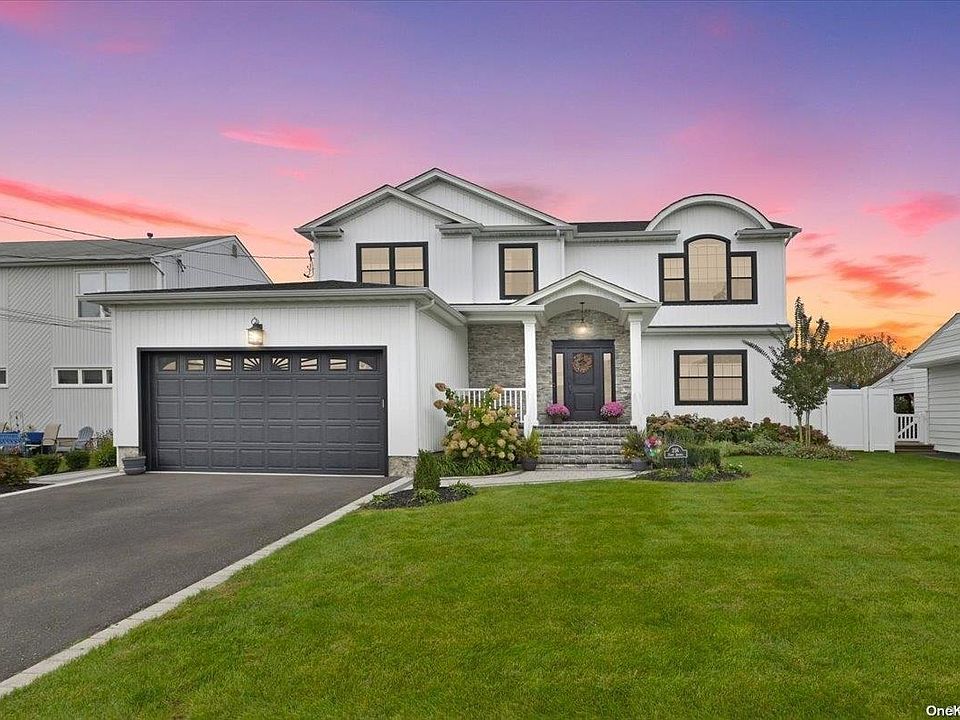 1st image of 236 1st Avenue