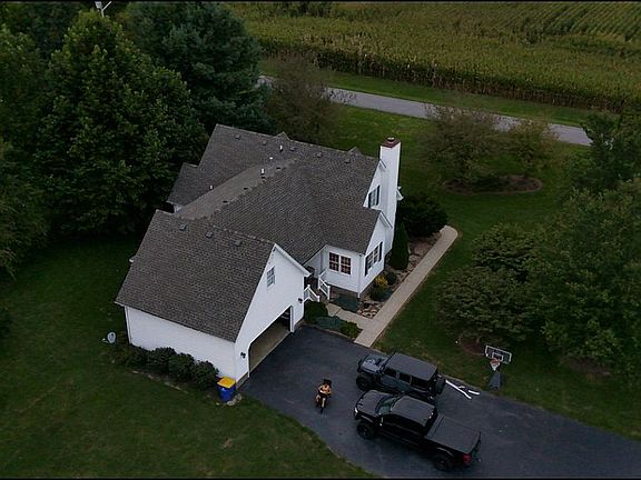 3rd image of 180 Dixie Trce