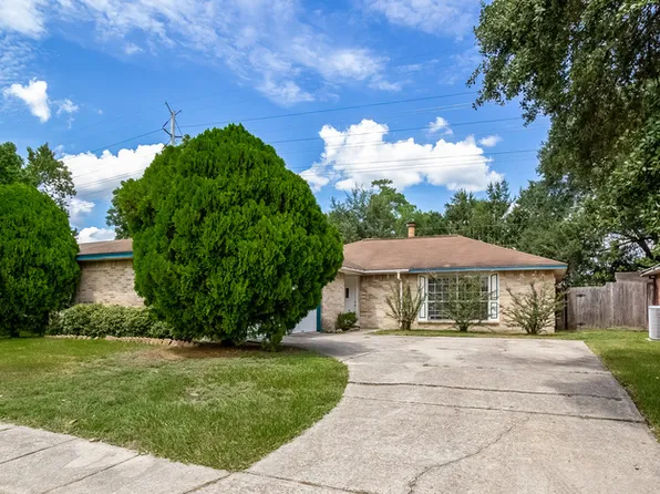 8327 Swan Meadow Ln, Humble, TX 77338
